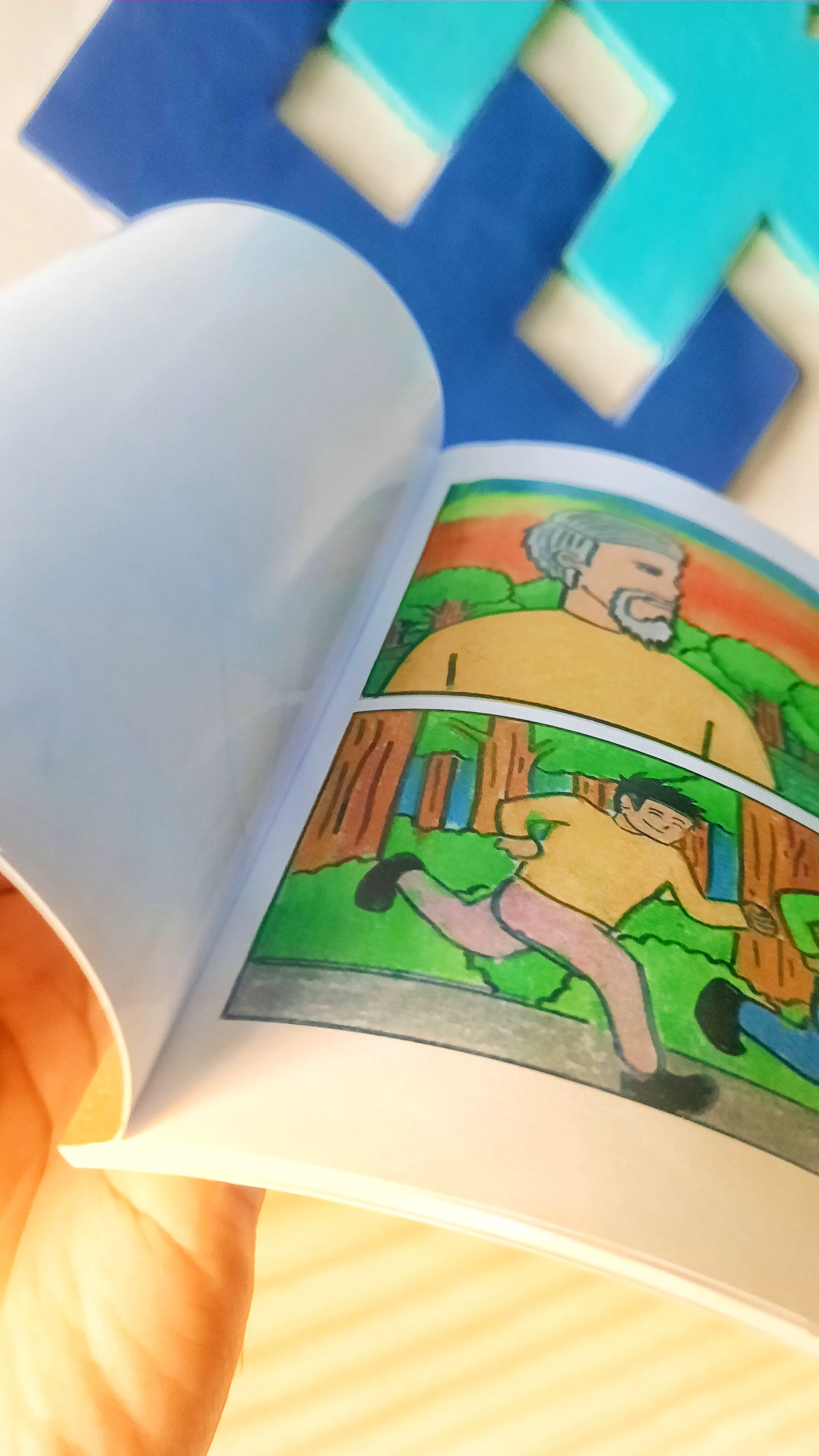 Komik Warna